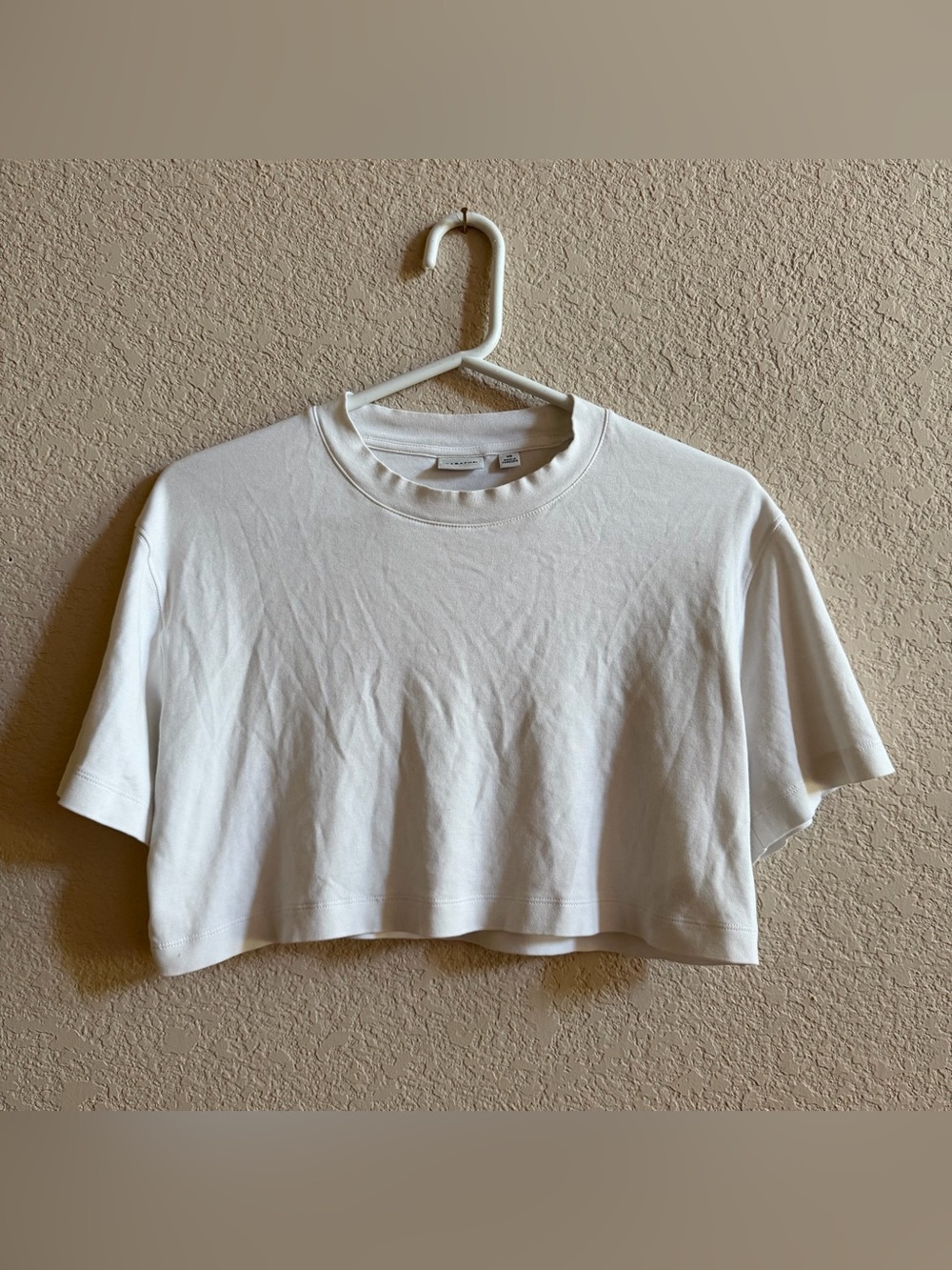 Aritzia Babaton Cropped Short Sleeve Crew‎ Neck T-Shirt Women's XS Loose Fit